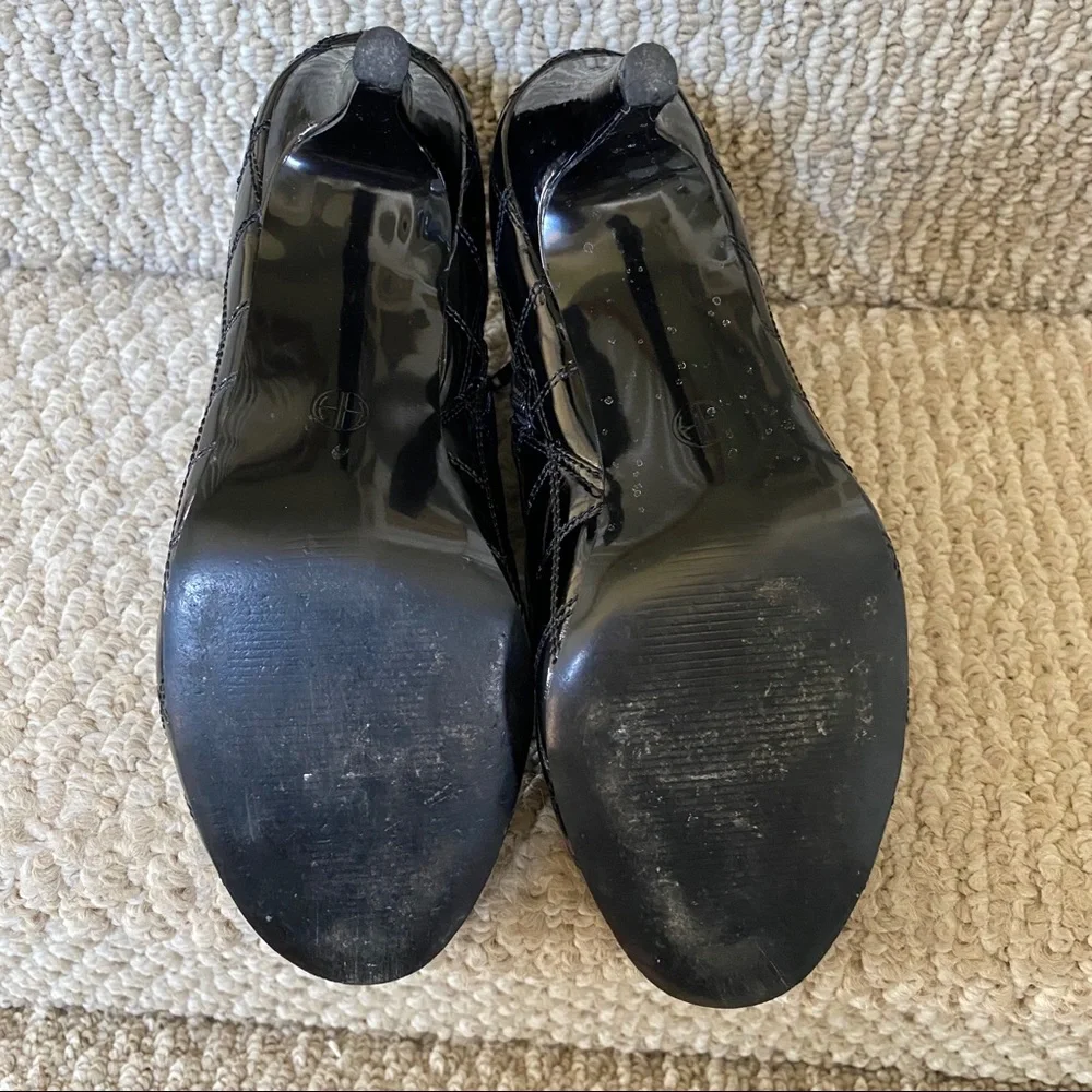 Hot in Hollywood Black Ankle Boots